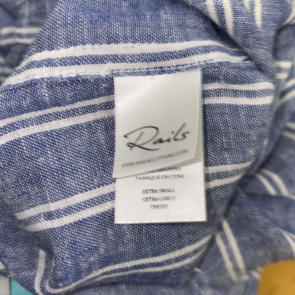 Rails Linen blend button up - Picture 5 of 8